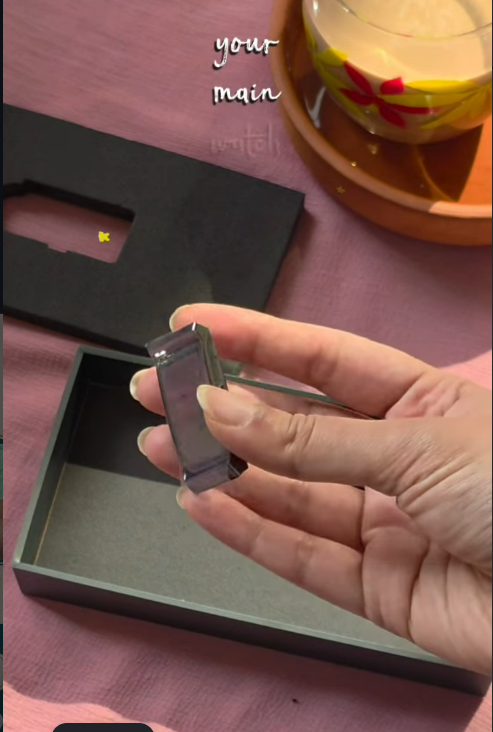 What really stood out to me is that this isn’t simply an adult smart tracker repackaged for children. It has been designed specifically with kids in mind — which, as a parent, makes a BIG difference.